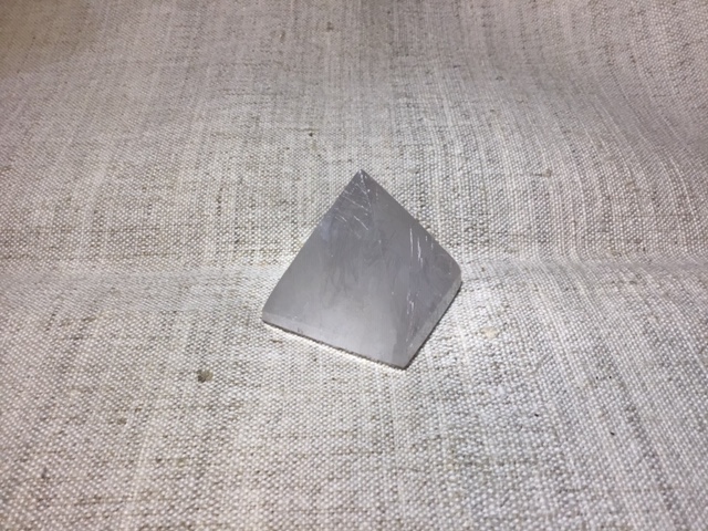 Selenitová pyramida