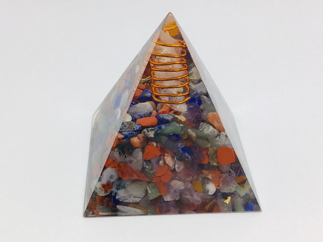 Orgonitové pyramidy