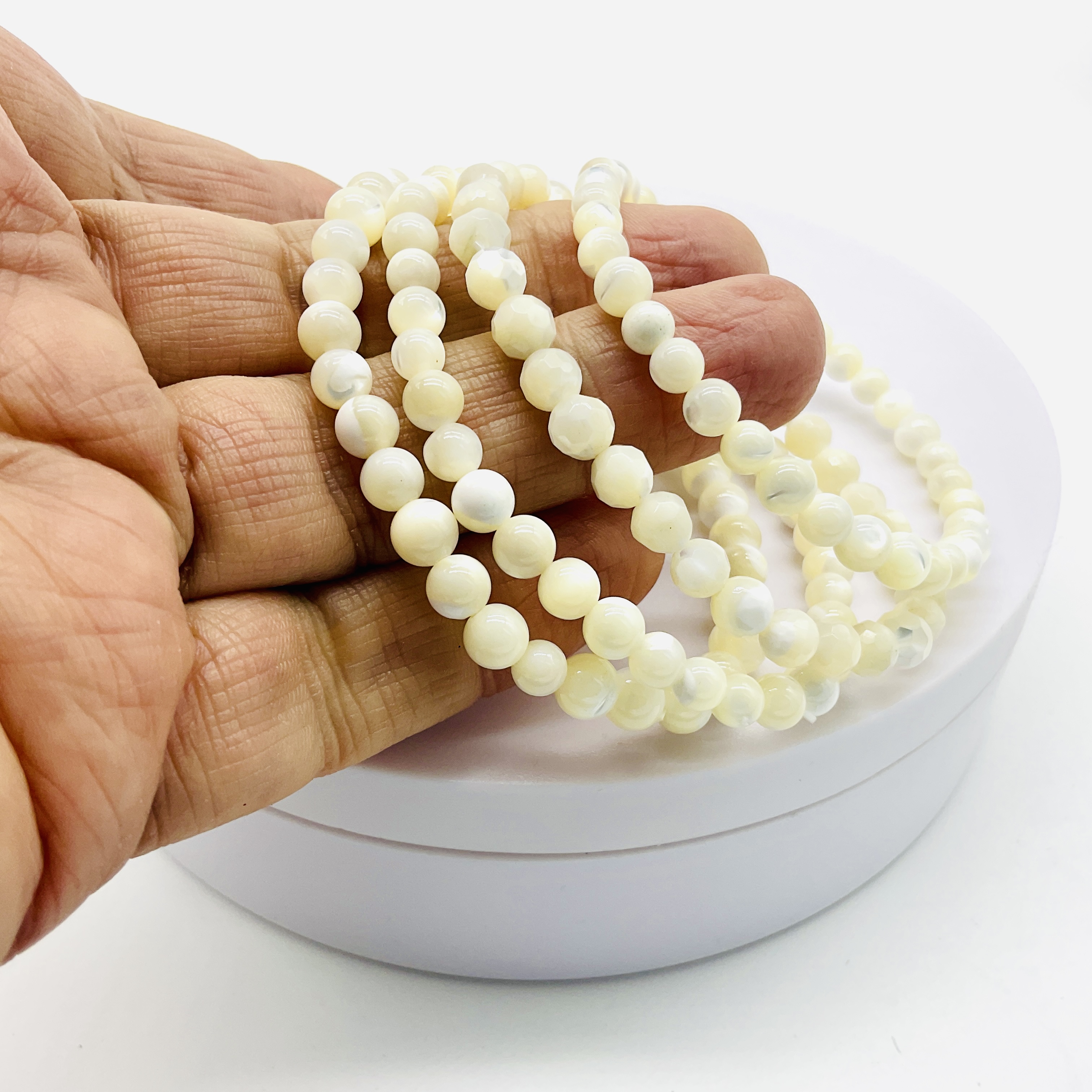 Perleťové náramky