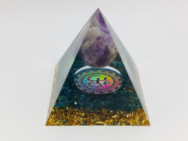 Orgonitová pyramida