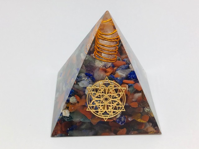 Orgonitové pyramidy