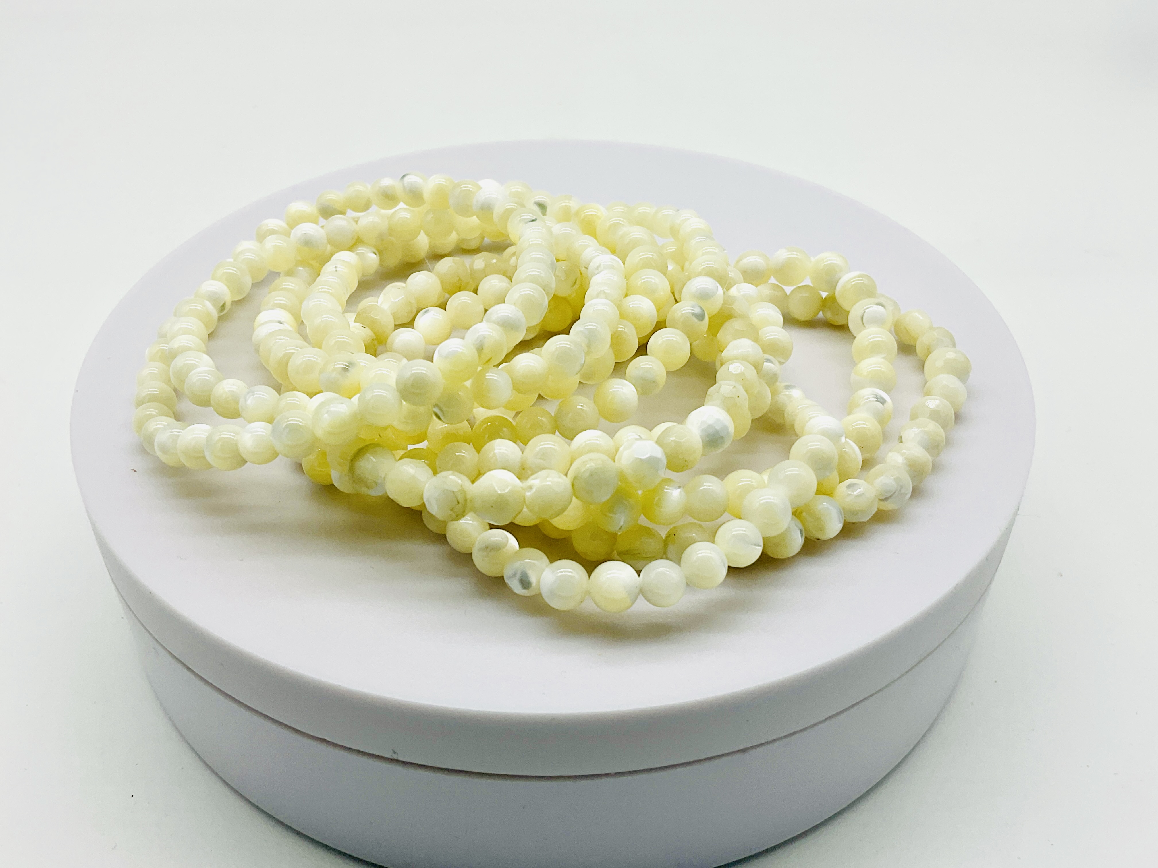 Perleťové náramky