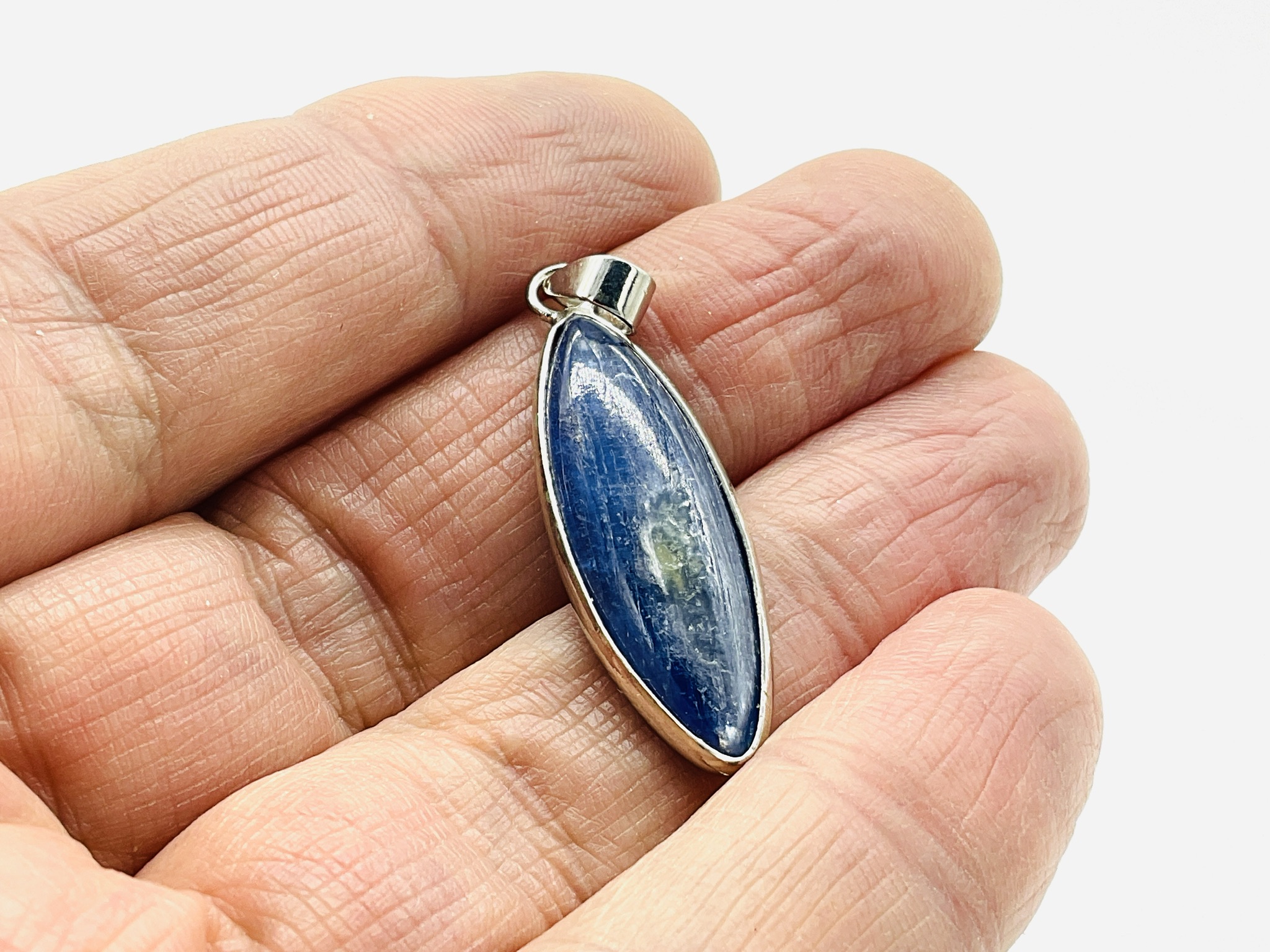 Kyanit(Disten)přívěsek