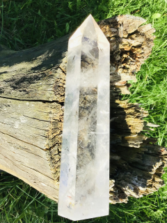 Křišťálový obelisk