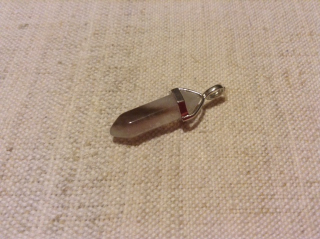 Přívěšek s polodrahokamem