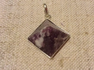 Pyramida přívěsek