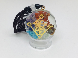 Energetický čakrový přívěsek